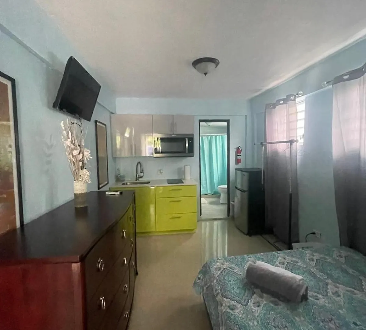 Studio With Private Entrance And Bath Near Beach, Unit 4 San Juan Lejlighed
