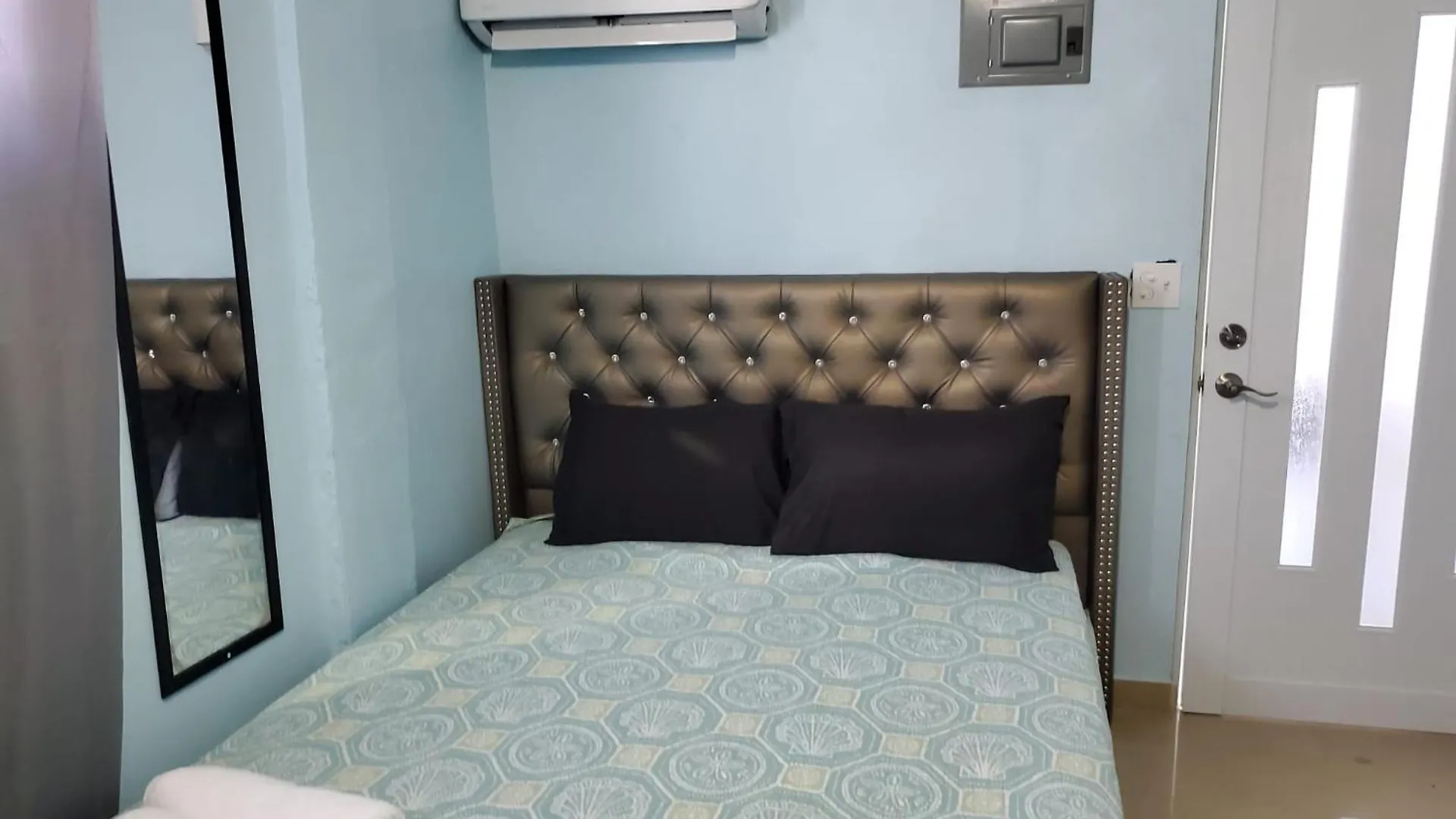 Lejlighed Studio With Private Entrance And Bath Near Beach, Unit 4 San Juan